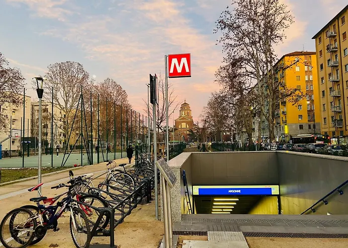 Chiara 18 - M4 Metro Blu Lejlighed